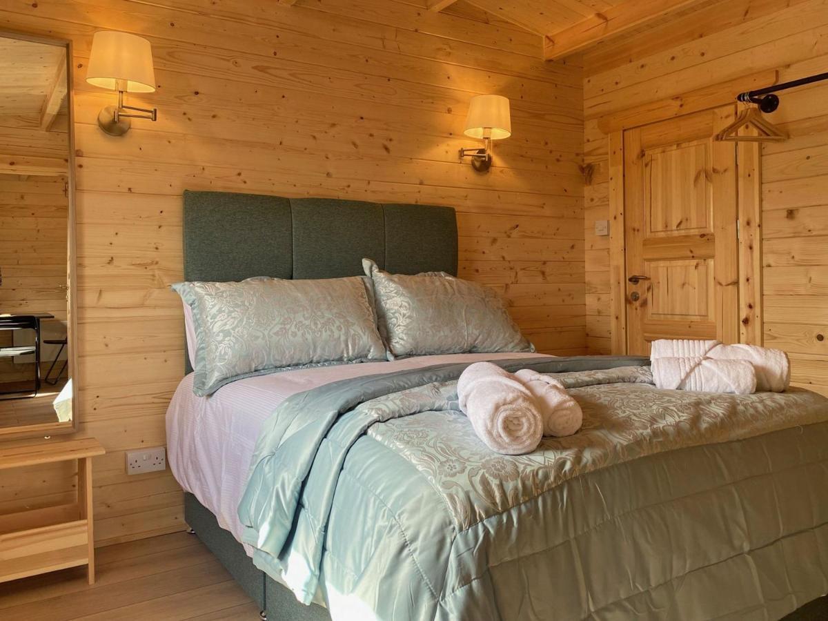 Cabin 438 - Clifden Bagian luar foto